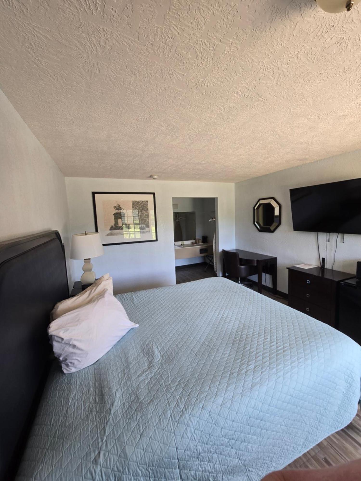 Best Price Motel & Suites Orange Ngoại thất bức ảnh
